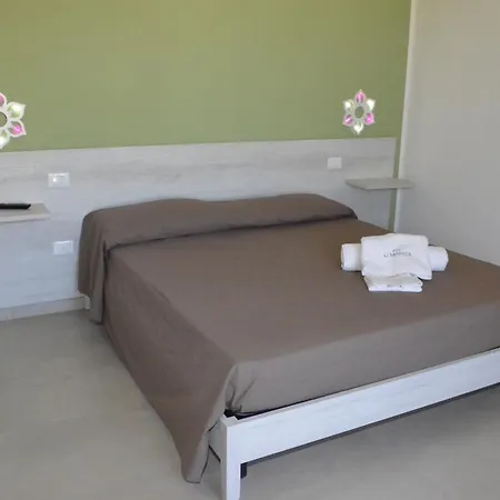 招待所 Li Manca *